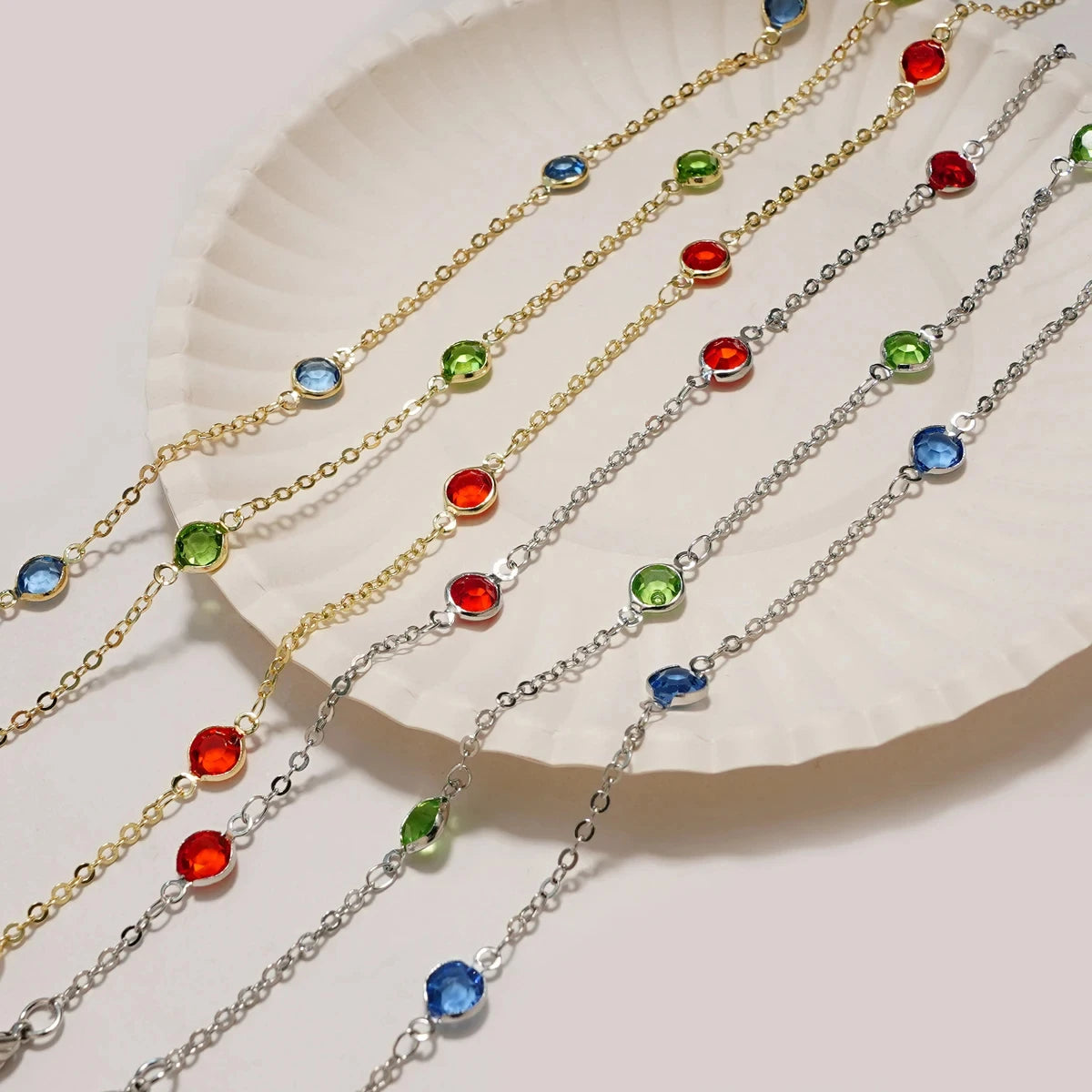 Water diamond Sunglasses Sunshade Chain Fashion Metal Mask Simple Pearl Gem Glasses Chain Charm Red Lanyard Glasses Frame Rope