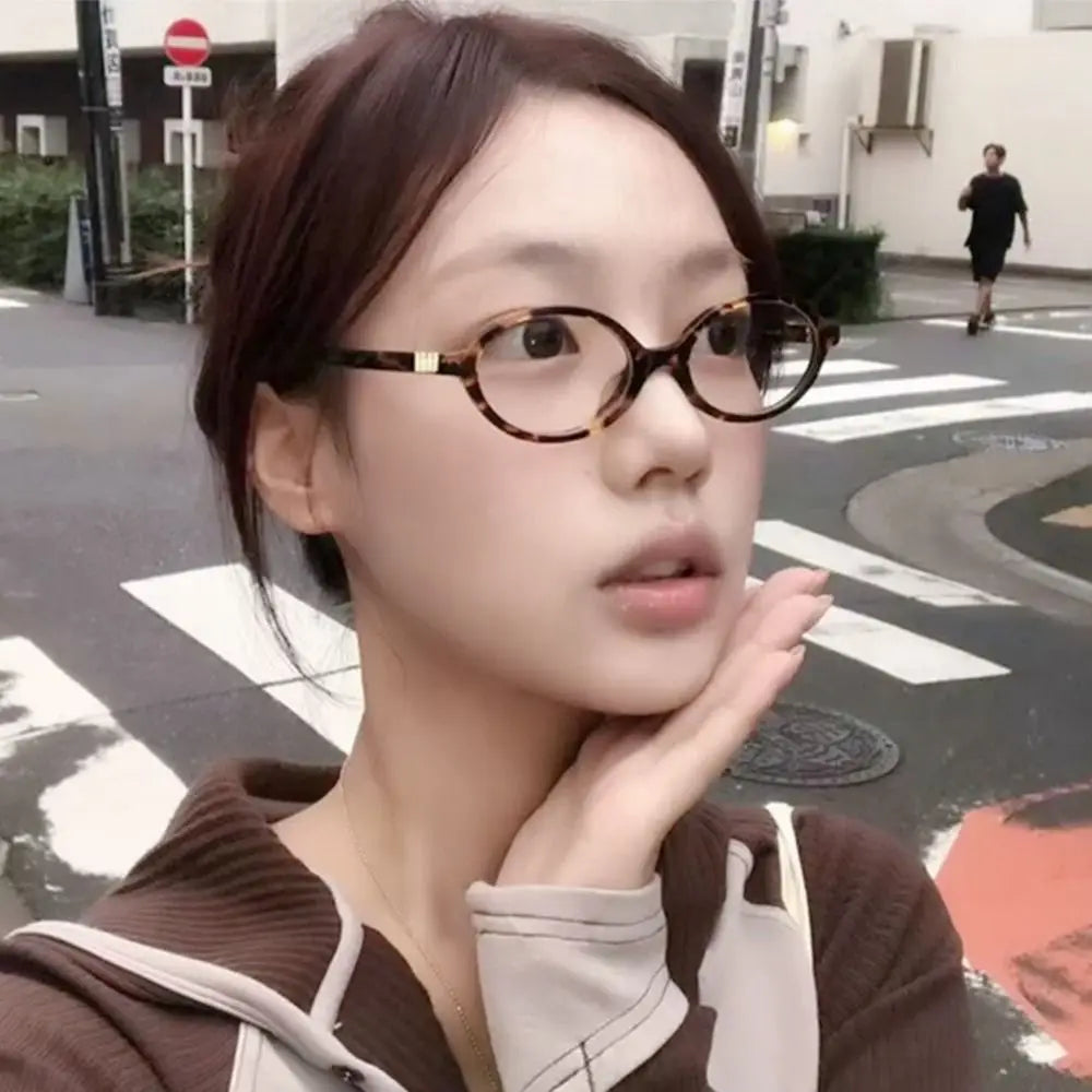 Y2K Retro Oval Frame Glasses Women Female Sweet Cool Eyewear Trend Reading Computer Anti Blue Light Eyeglasses