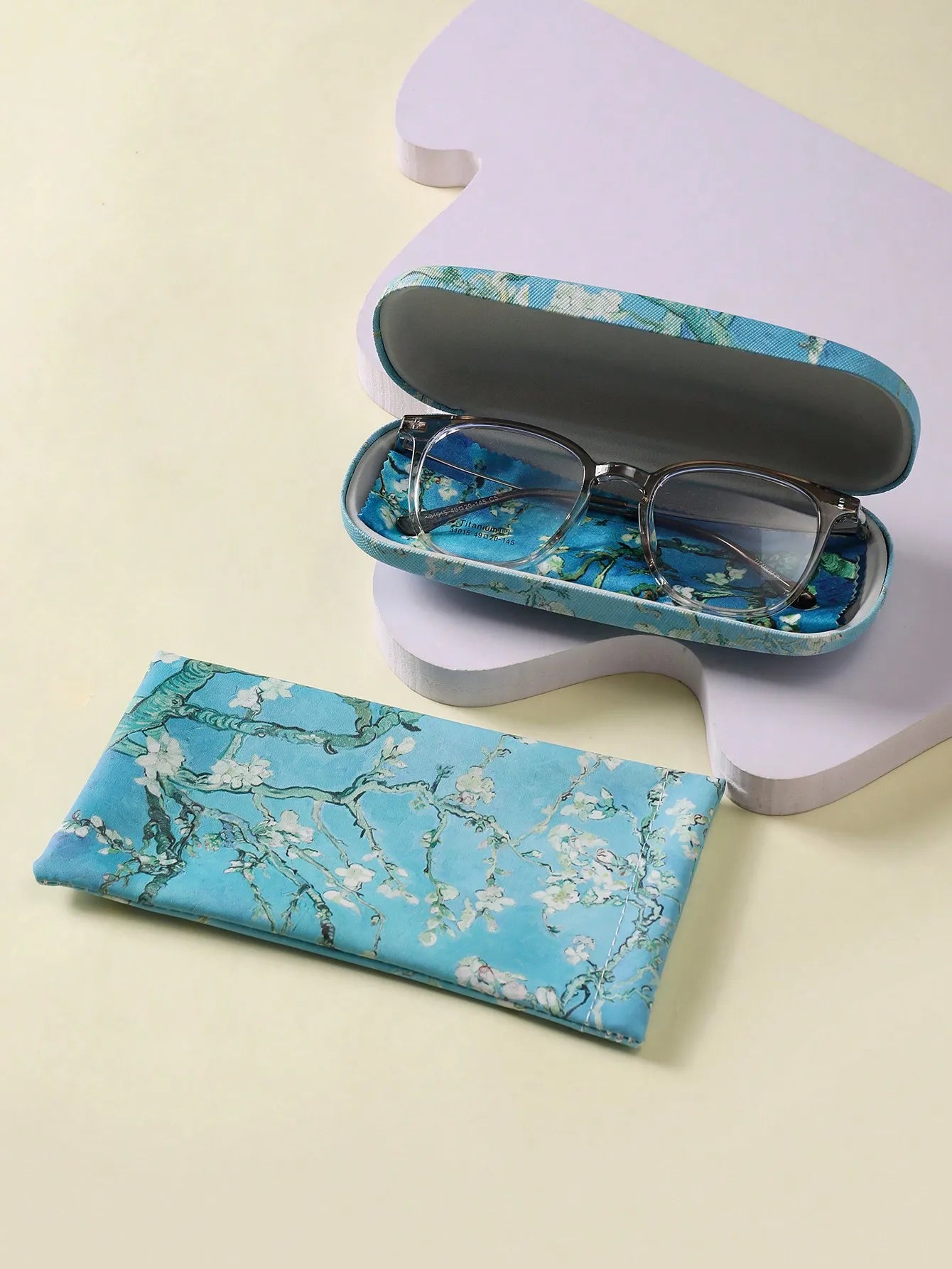 Glasses Case and Accessories - Vincent van Gogh Almond Blossoms Present Cleaning Cloth Lightweight Spectacle Case