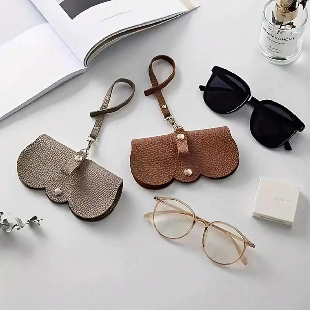 Glasses Cover - Cute Hanging PU Leather Sunglasses Reading Glasses Storage Bag Portable Travel Eyewear Holder
