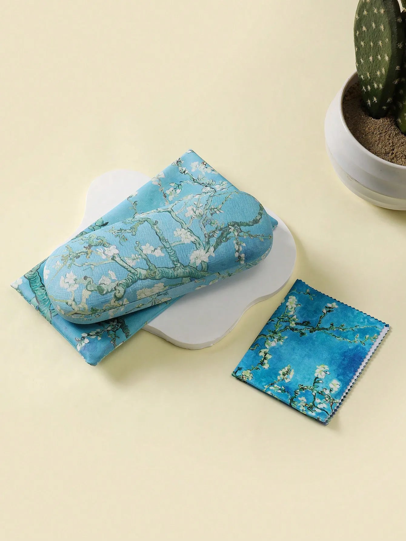 Glasses Case and Accessories - Vincent van Gogh Almond Blossoms Present Cleaning Cloth Lightweight Spectacle Case
