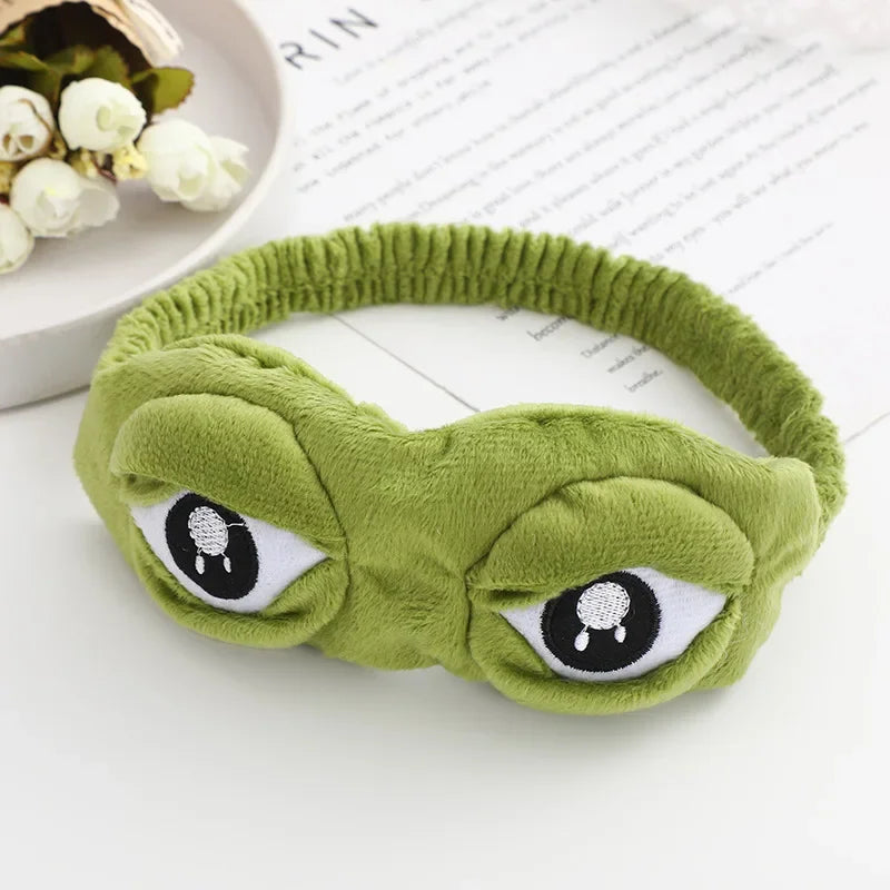 3D Sad Frog Sleep Mask for Travel, Soft Natural Eye Patch Men Women, Lightweight Portable Blindfold Blackout Comfortable